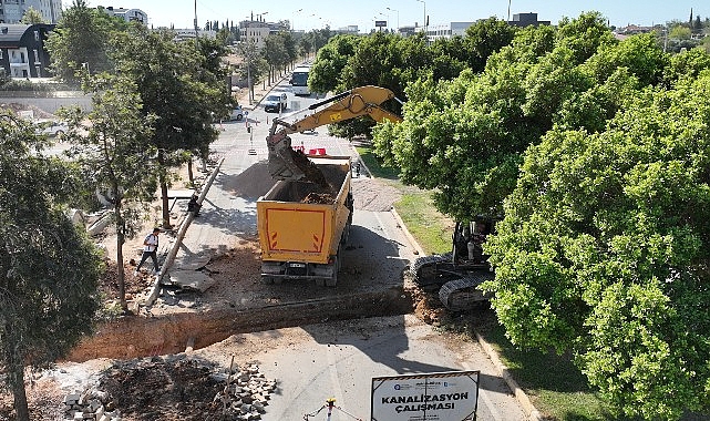 Kardeş Kentler Caddesi’nde kazalara neden olan kurp düzeltiliyor- Haber Seansı