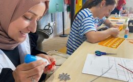 Quilling kâğıtlarını sanata dönüştürdüler- Haber Seansı