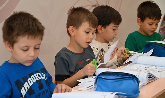 Selçuklu Belediyesi, Selçuklu Sanat, Eğitim, Teknoloji ve Atölye Programları (SETAP) kapsamında faaliyetlerini sürdüren Hatice Hatun Çocuk Mektebi’nde yeni dönem eğitimleri devam ediyor- Haber Seansı