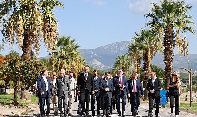 Uluslararası Balkan Şenliği’nin konukları Buca’yı adım adım gezdi- Haber Seansı