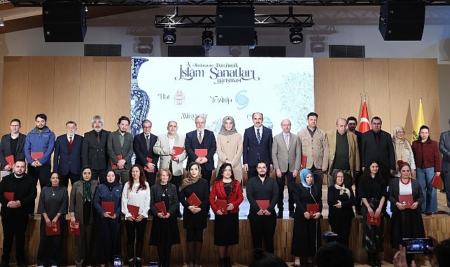 Başkan Altay: “İnsanlığın Mirası Olan Geleneksel Sanatların Yaşatılması Bizlere Bırakılan Bir Görevdir”- Haber Seansı