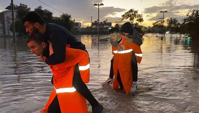 Büyükşehir ekipleri Manavgat’ta vatandaşın yanında- Haber Seansı