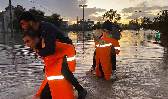 Büyükşehir ekipleri Manavgat’ta vatandaşın yanında- Haber Seansı