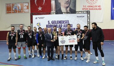 Kurumlararası Voleybol Turnuvası’nda Şampiyon Küçükçekmece İtfaiye- Haber Seansı