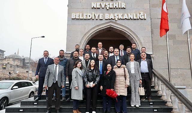 Anahtar Parti Heyetinden Başkan Arı’ya Ziyaret- Haber Seansı