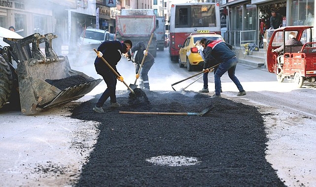 Bayraklı’da asfalt çalışmaları sürüyor – Haber Seansı